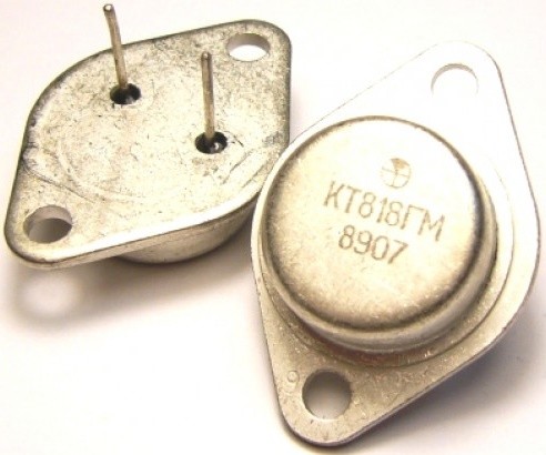 Внешний вид транзистора на примере КТ818ГМ
